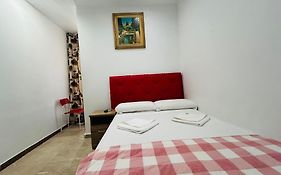 Hostal Granvia 628