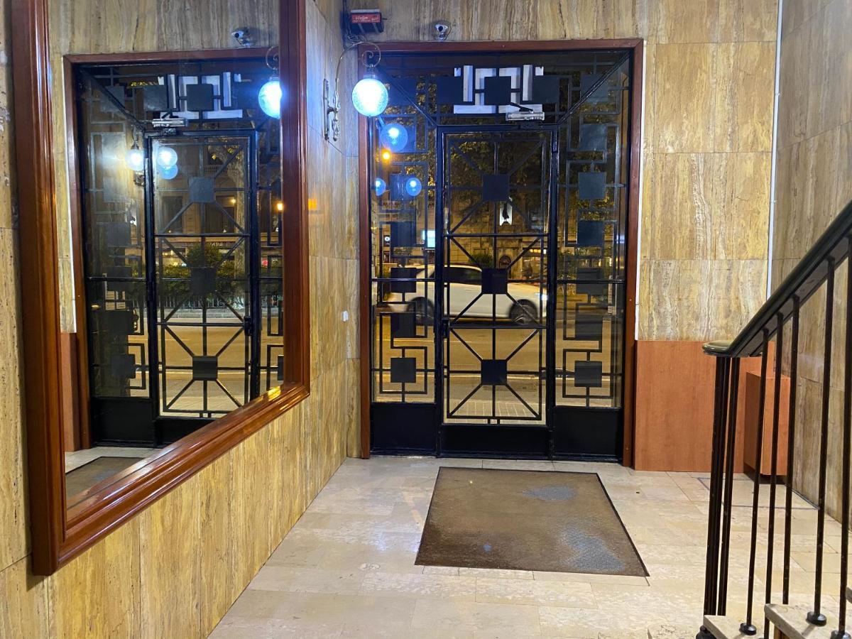 Hostal Granvia 628 Barselona Dış mekan fotoğraf