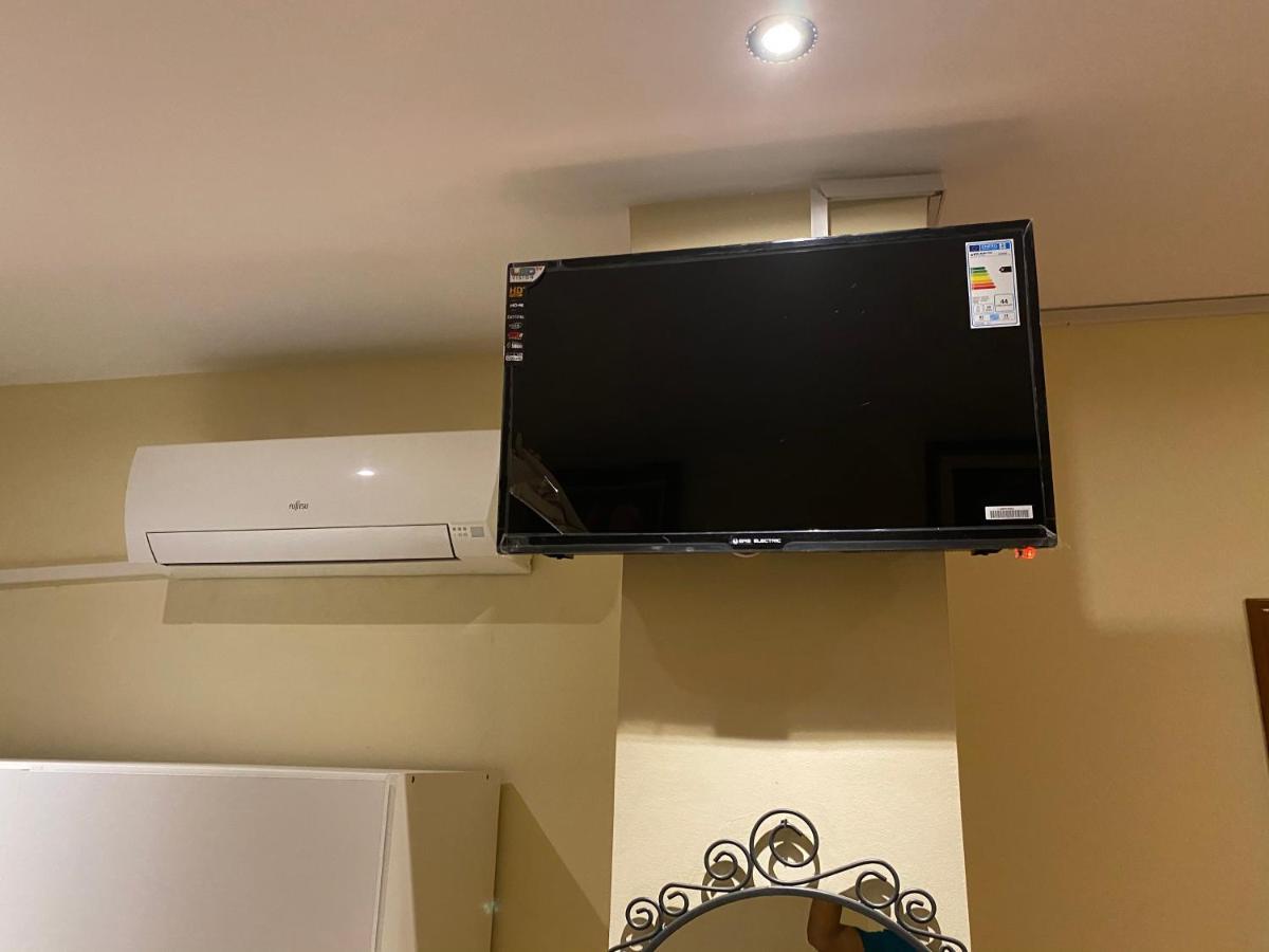 Hostal Granvia 628 Barselona Dış mekan fotoğraf