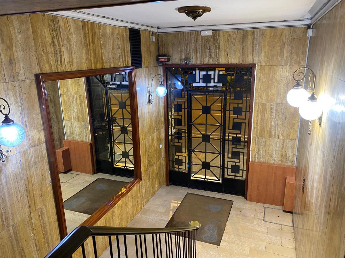 Hostal Granvia 628 Barselona Dış mekan fotoğraf