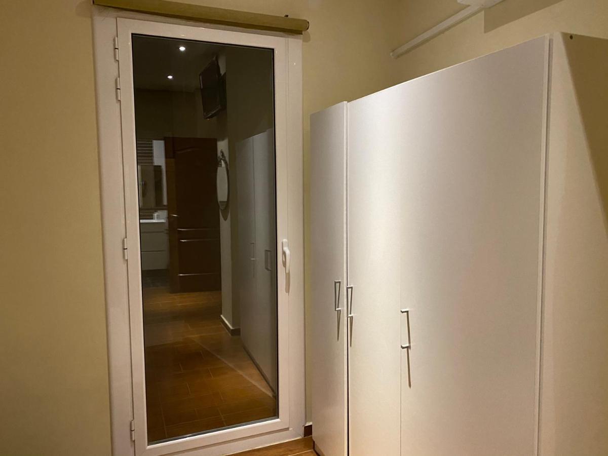 Hostal Granvia 628 Barselona Dış mekan fotoğraf