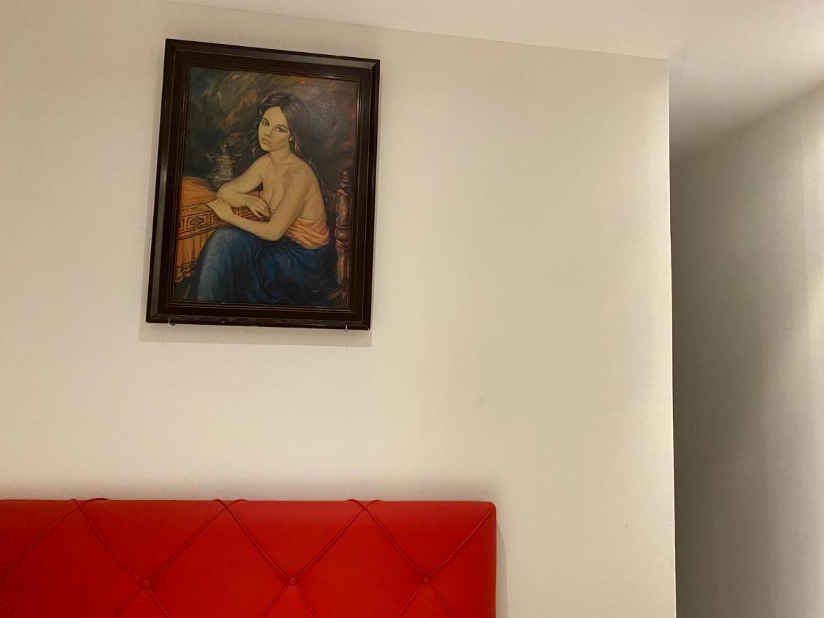 Hostal Granvia 628 Barselona Dış mekan fotoğraf
