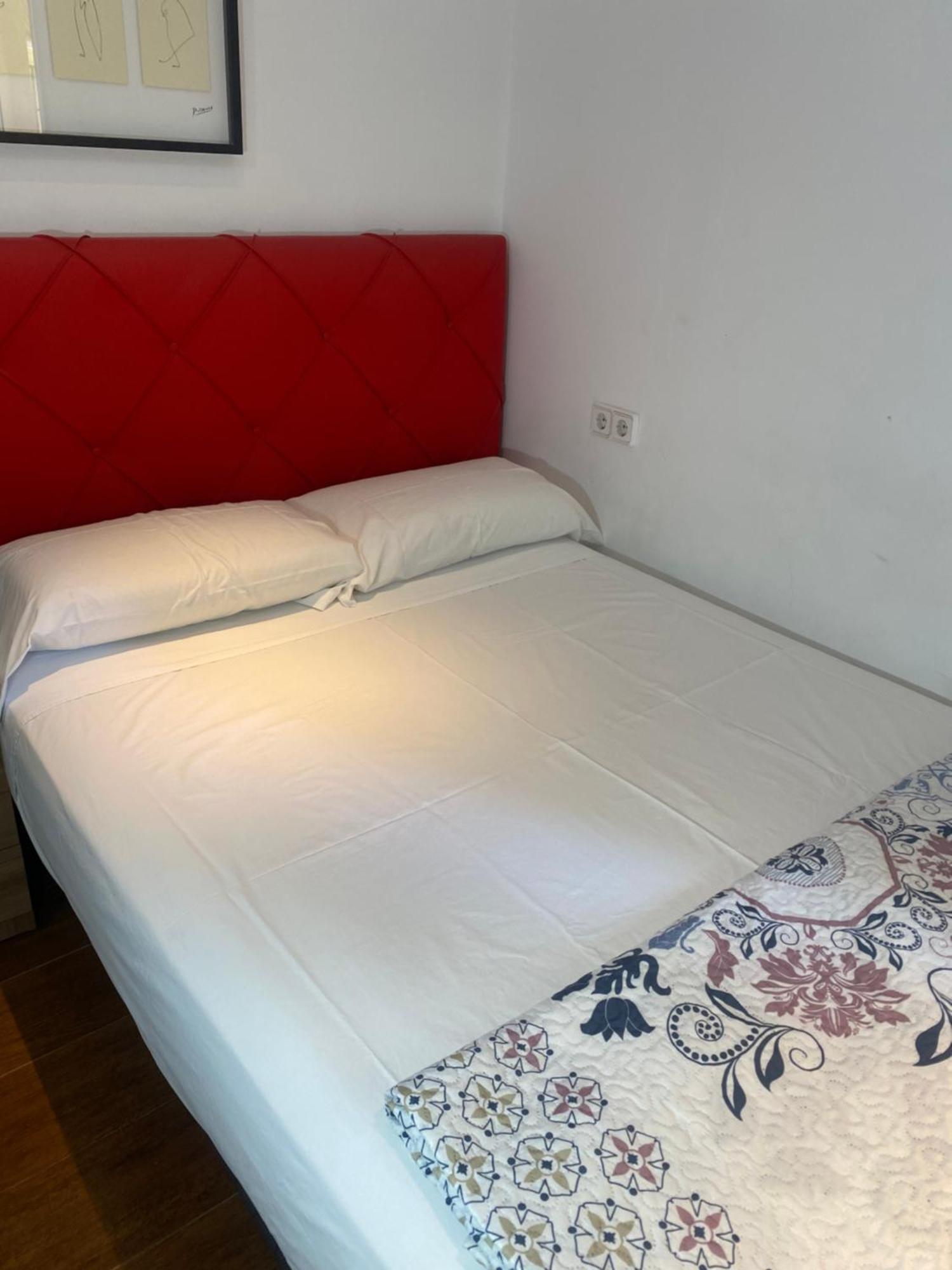 Hostal Granvia 628 Barselona Dış mekan fotoğraf