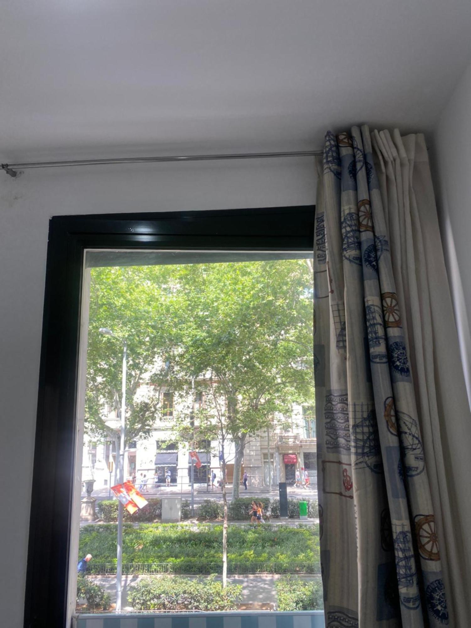 Hostal Granvia 628 Barselona Dış mekan fotoğraf
