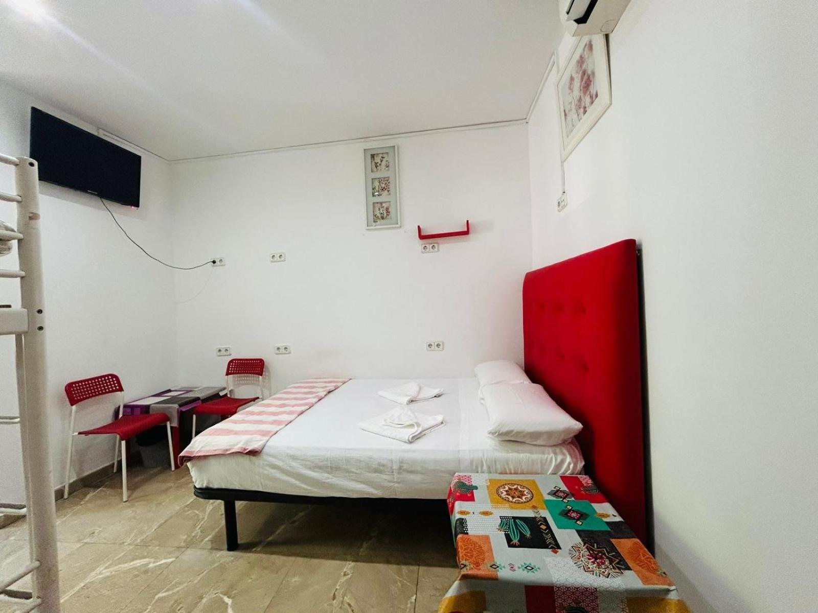 Hostal Granvia 628 Barselona Dış mekan fotoğraf